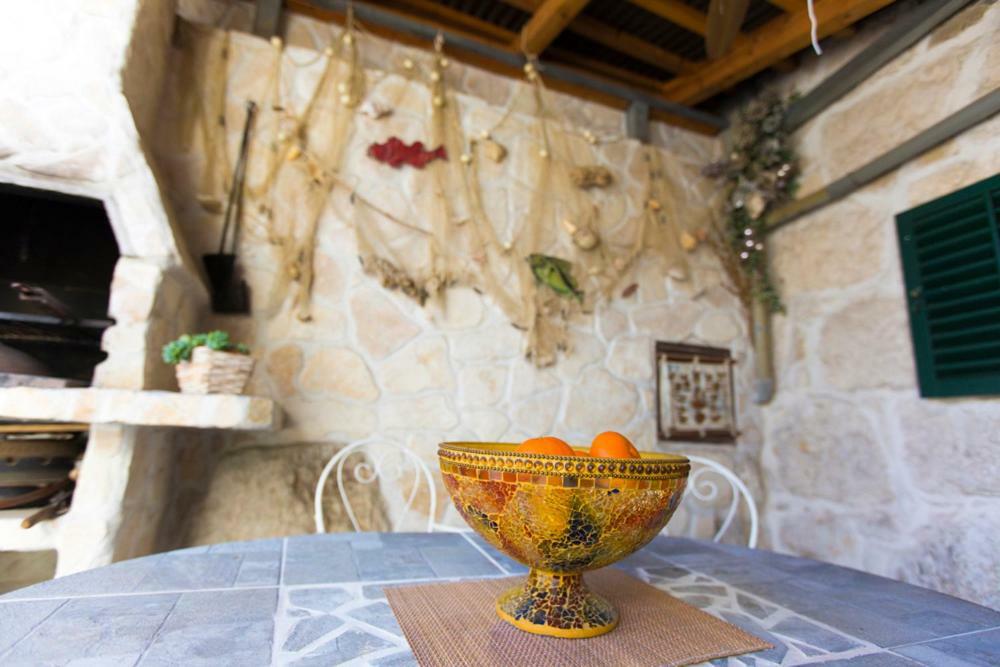 Apartment Antica With Yard & Bbq Σπλιτ Εξωτερικό φωτογραφία